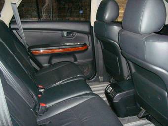 2004 Toyota Harrier Photos