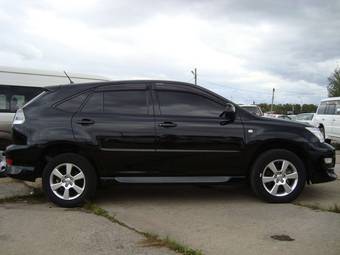 2004 Toyota Harrier Photos