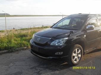 2004 Toyota Harrier Pics