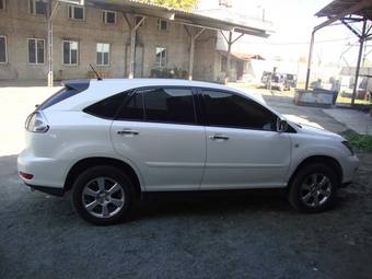 2004 Toyota Harrier Pictures