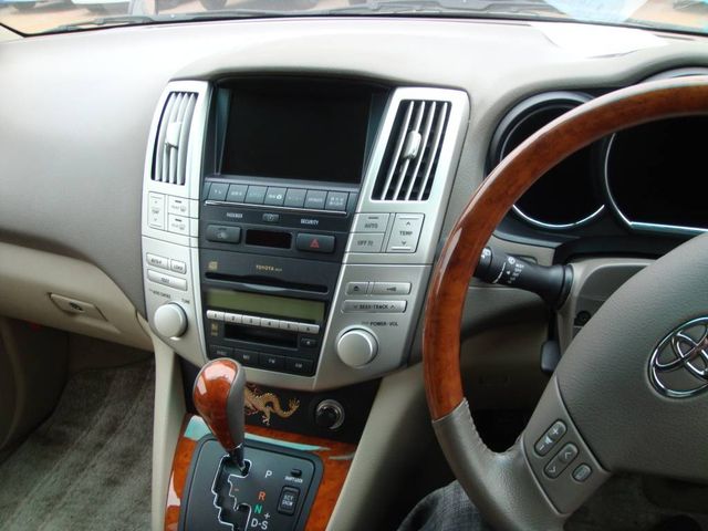 2005 Toyota Harrier