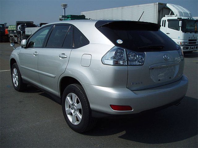 2005 Toyota Harrier