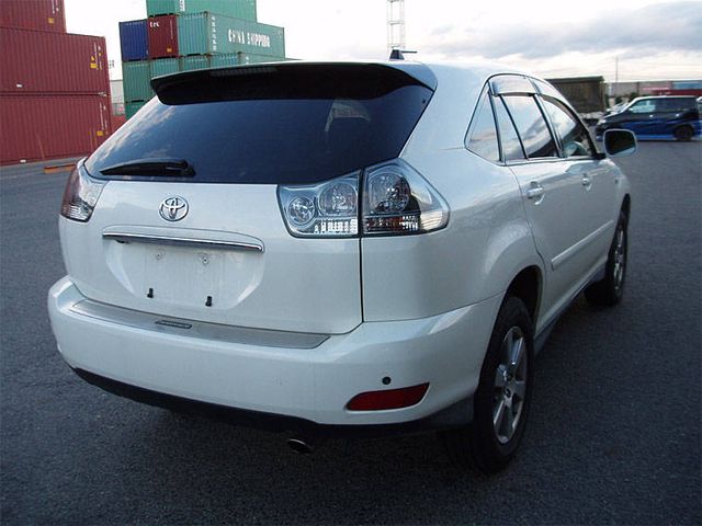 2005 Toyota Harrier