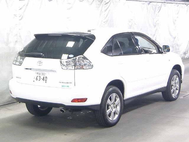 2005 Toyota Harrier