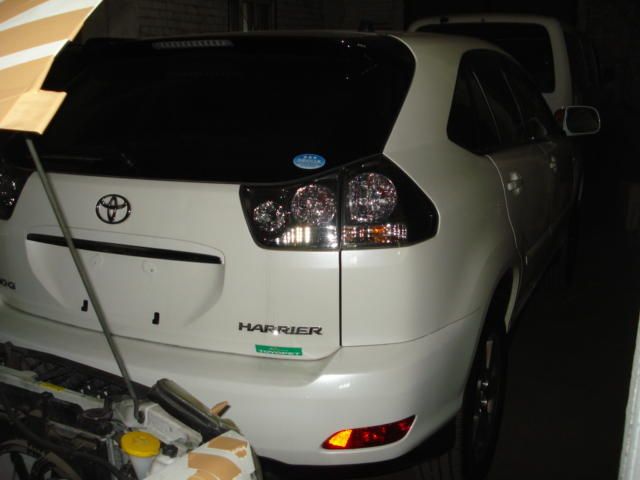 2005 Toyota Harrier