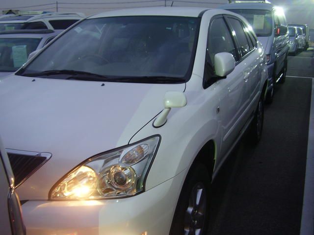 2005 Toyota Harrier