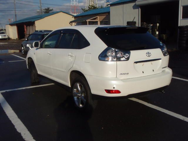 2005 Toyota Harrier