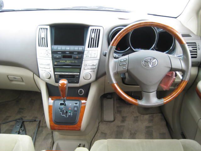 2005 Toyota Harrier