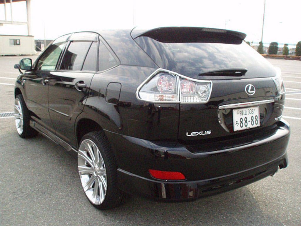 Toyota harrier 2005