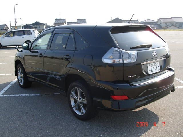 2005 Toyota Harrier