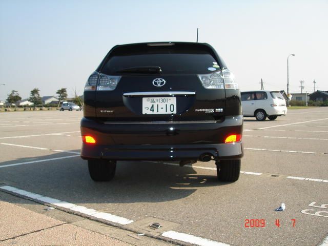 2005 Toyota Harrier