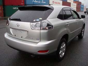 2005 Toyota Harrier Pics