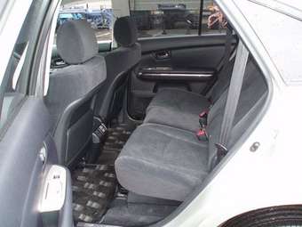 2005 Toyota Harrier Pics