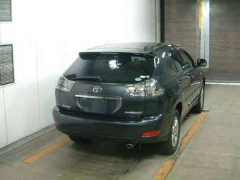 2005 Toyota Harrier Pictures