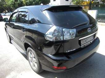 2005 Toyota Harrier Photos