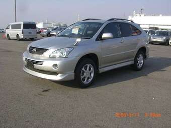 2005 Toyota Harrier Pictures