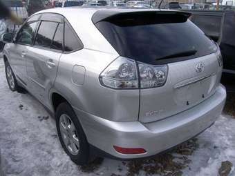 2005 Toyota Harrier Photos