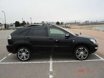 2005 Toyota Harrier Photos