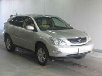 2005 Toyota Harrier Photos