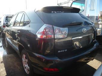 2005 Toyota Harrier Images