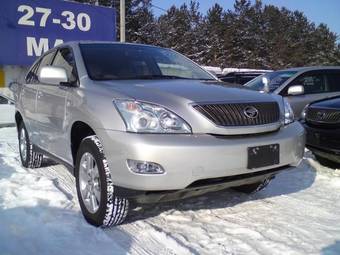 2005 Toyota Harrier Pics