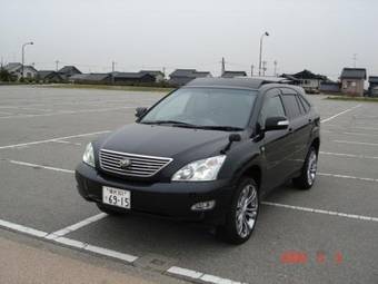 2005 Toyota Harrier Pictures