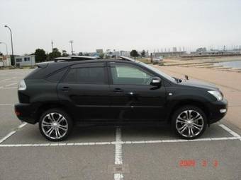 2005 Toyota Harrier Pictures