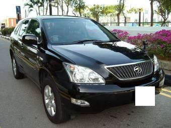 2005 Toyota Harrier Photos