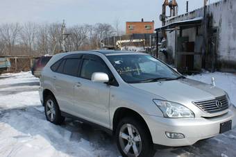 2005 Toyota Harrier Pictures