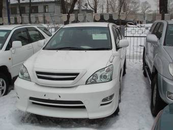 2005 Toyota Harrier Photos