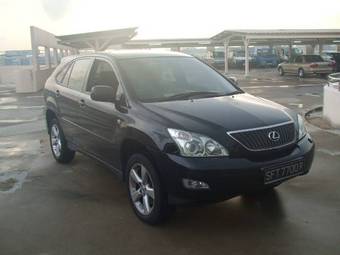 2005 Toyota Harrier Pictures