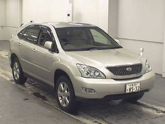 2005 Toyota Harrier Photos