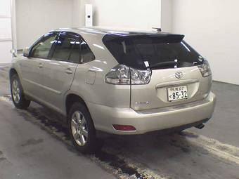 2005 Toyota Harrier Pictures