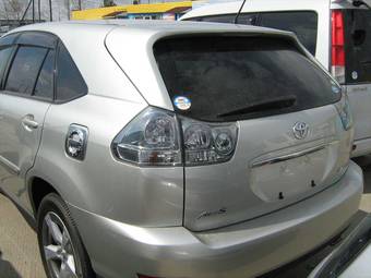 2005 Toyota Harrier Photos