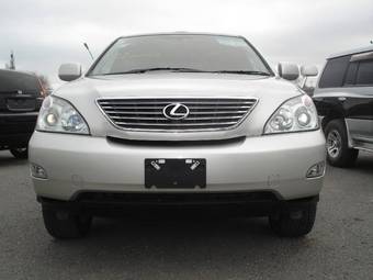 2005 Toyota Harrier Pictures