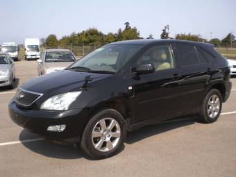 2005 Toyota Harrier Photos