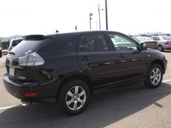 2005 Toyota Harrier Pictures