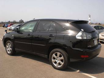 2005 Toyota Harrier Photos