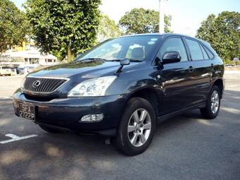 2005 Toyota Harrier Pictures