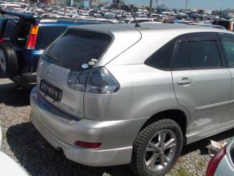 2005 Toyota Harrier Pictures