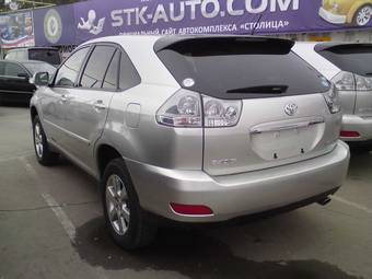 2005 Toyota Harrier Photos