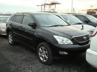 2005 Toyota Harrier Pictures