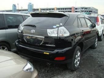 2005 Toyota Harrier Pics