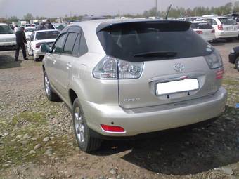 2005 Toyota Harrier Photos