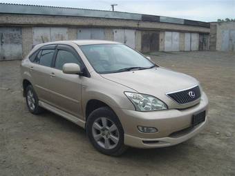 2005 Toyota Harrier Photos