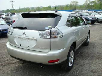 2005 Toyota Harrier Photos