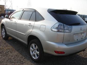 2005 Toyota Harrier Pics