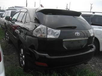 2005 Toyota Harrier Pictures