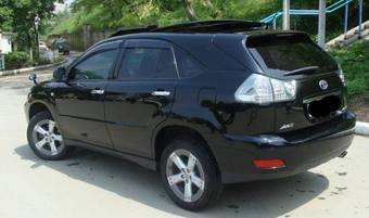 2005 Toyota Harrier Pictures