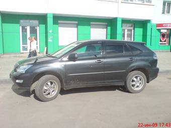 2005 Toyota Harrier Pics